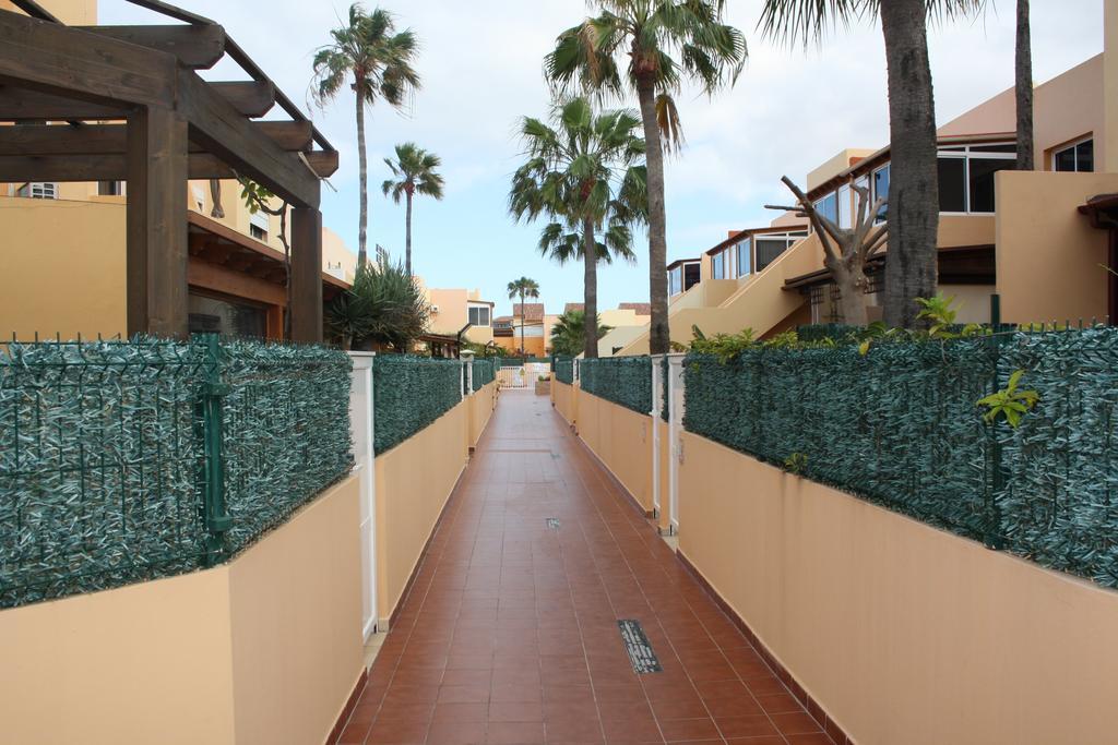 Anju Villas Los Delfines Bravo'S Apartments Corralejo Exterior photo