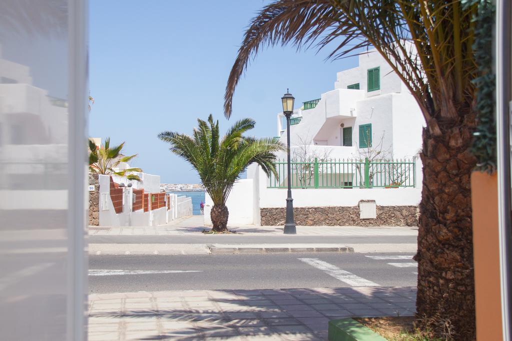 Anju Villas Los Delfines Bravo'S Apartments Corralejo Exterior photo